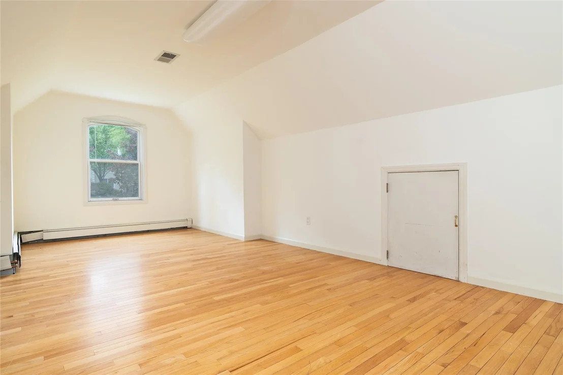 Photo of 9 Golf Course Drive