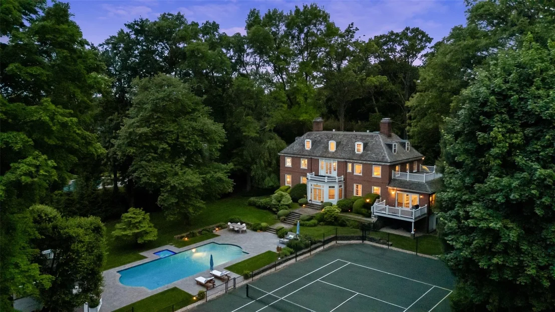 Photo of 45 Forest Avenue