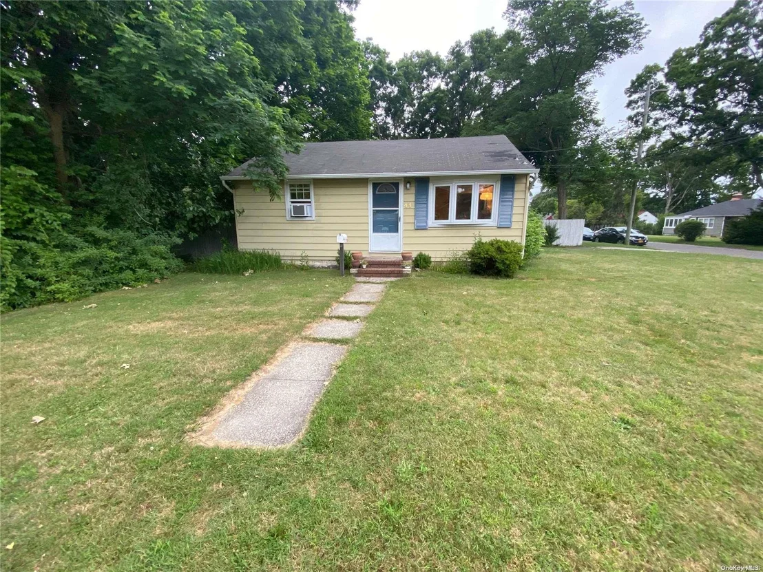 Photo of 41 Chenango Drive