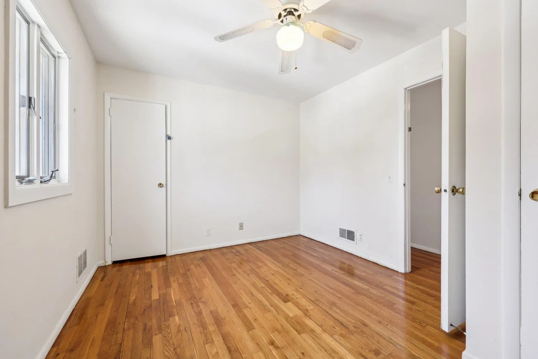 Photo of 16 Holly Lane