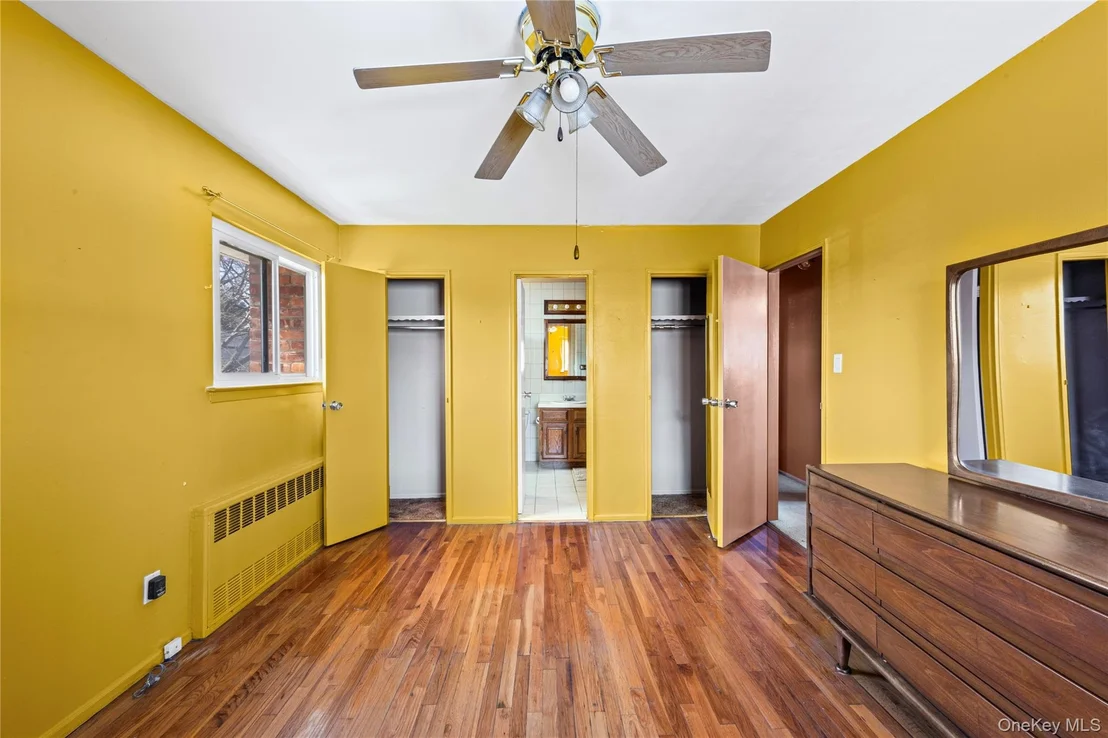Photo of 37 Evergreen Avenue