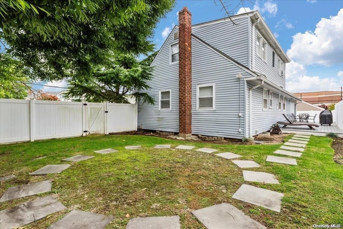 Photo of 9 Balfour Drive