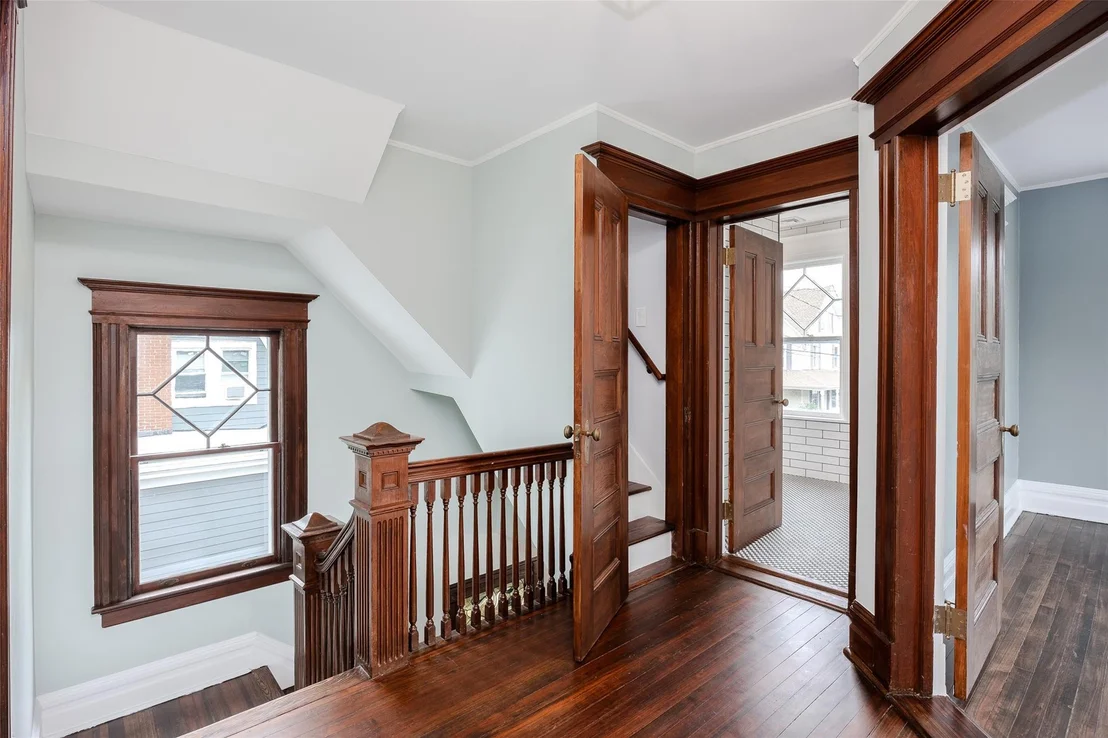 Photo of 131 Ostrander Avenue