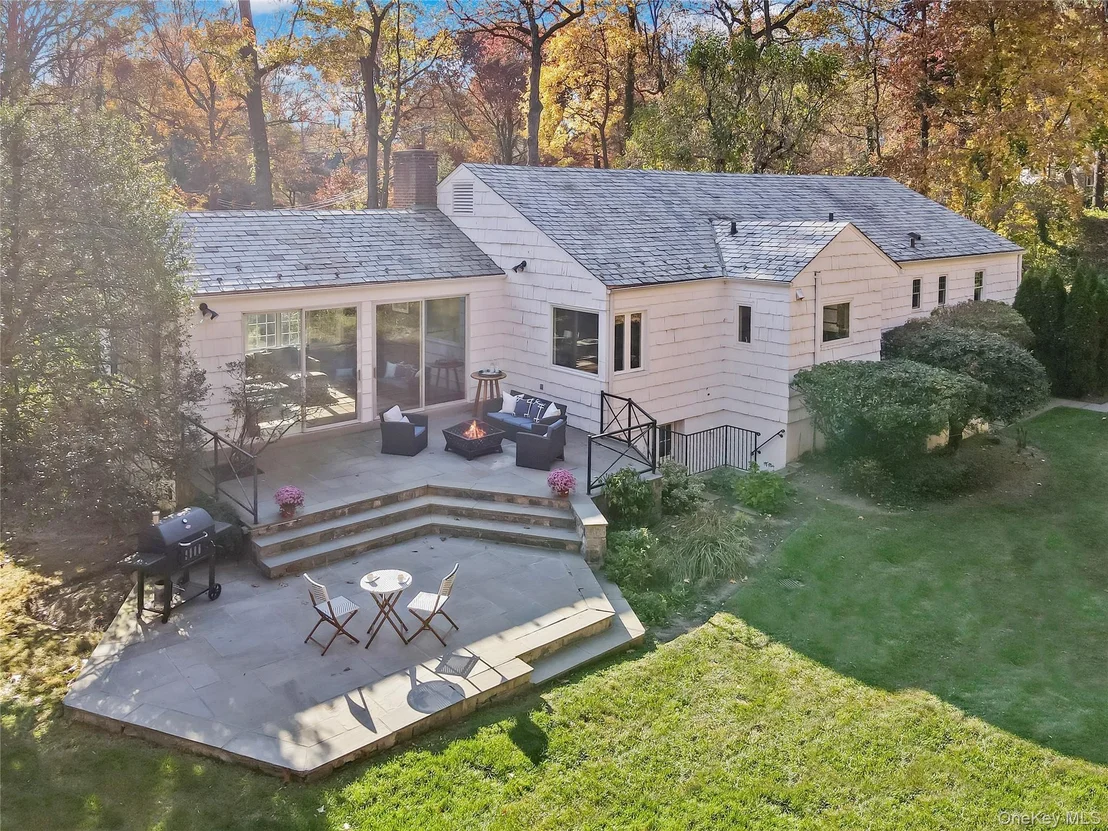 Photo of 843 Fenimore Road