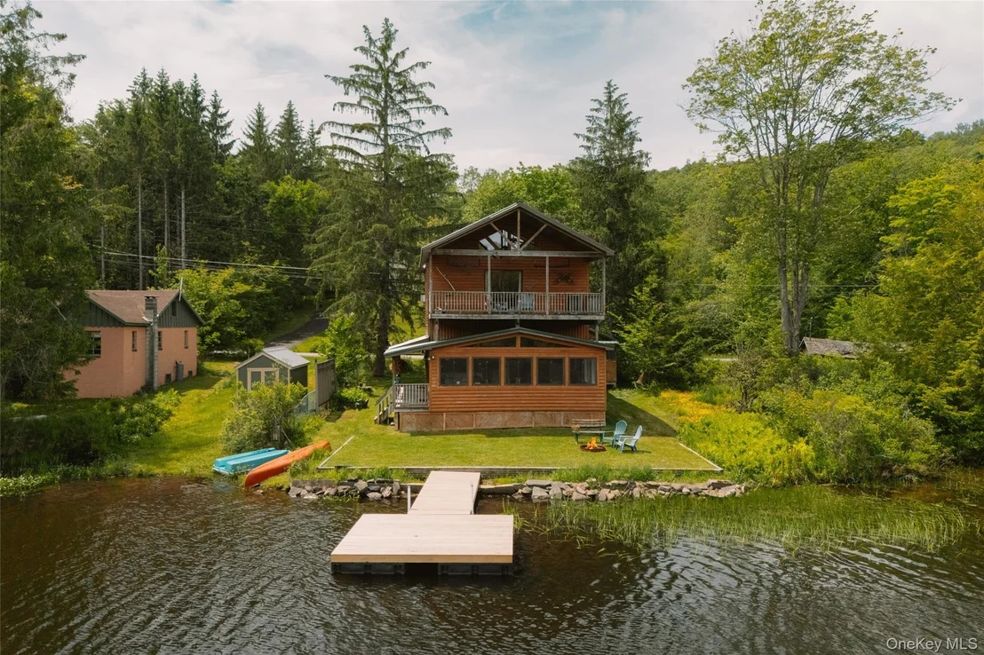 Photo of 212 Trout Brook Road