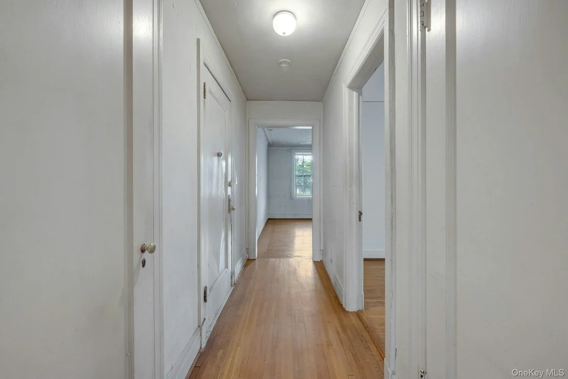 Photo of Unit 1A at 3 Alden Place