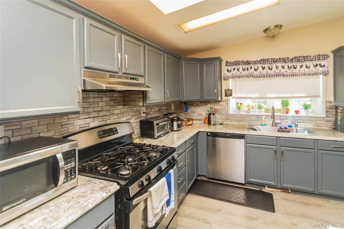 Photo of 19 Biscayne Blvd
