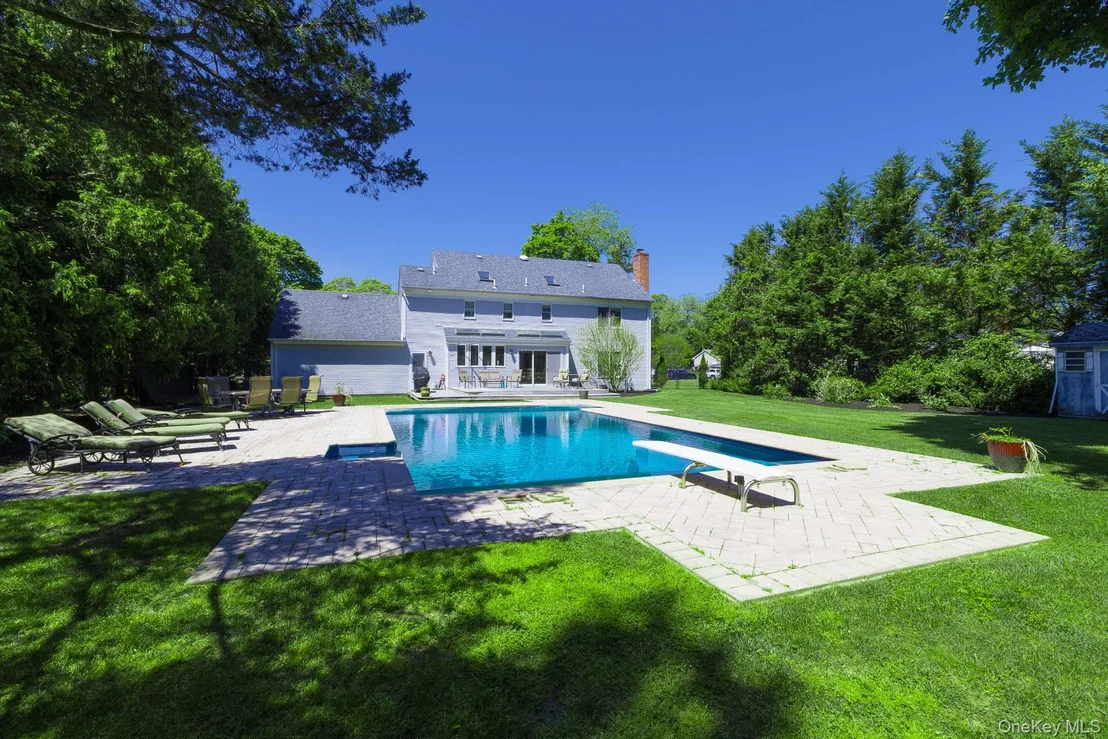Photo of 41 Astor Avenue