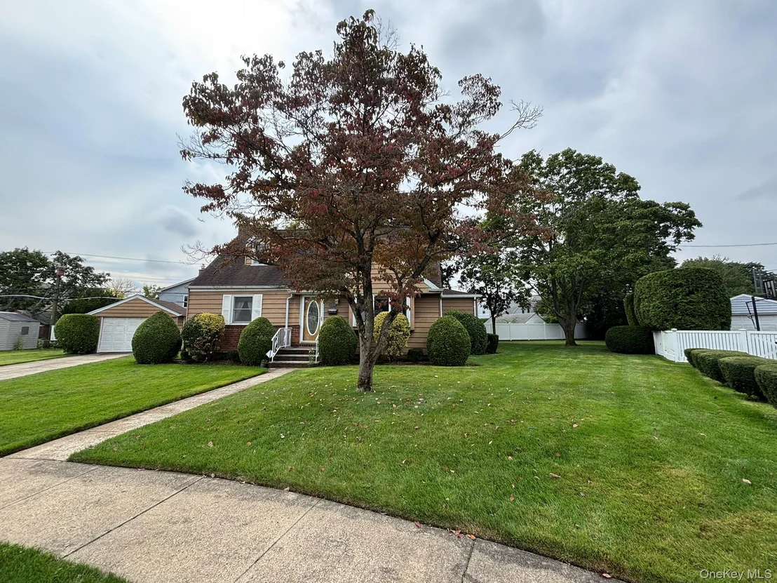 Photo of 166 Evans Street