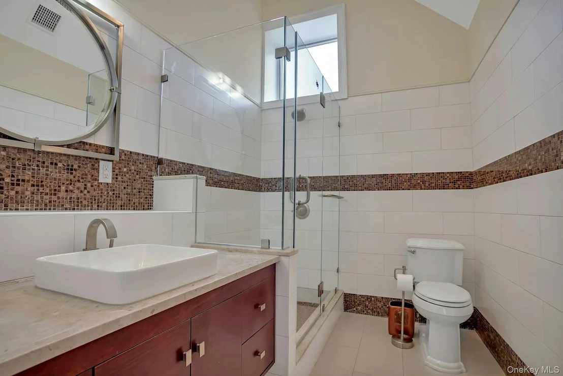 Photo of 5 Boulevard
