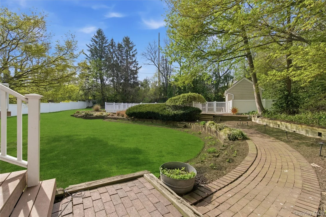 Photo of 12 Pond Drive