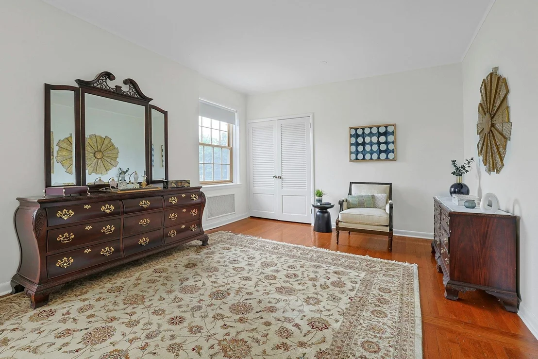 Photo of 233 Commonwealth Avenue