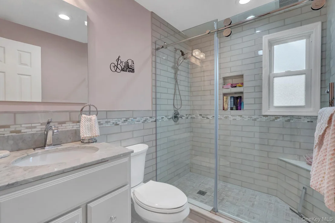Photo of 121 Wright Avenue