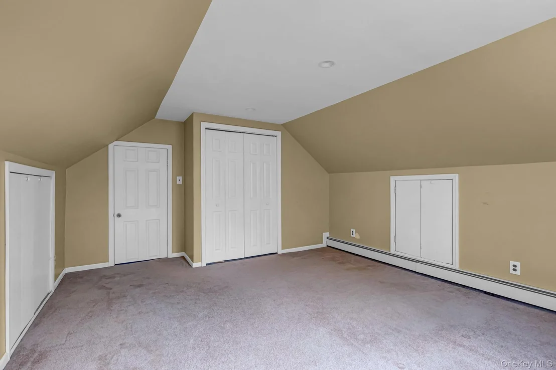 Photo of 948 Simon Place