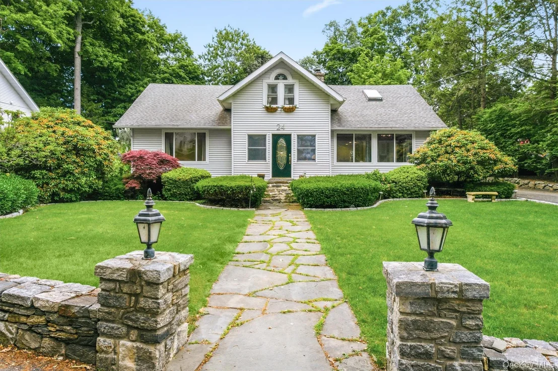 Photo of 24 Tamarack Road