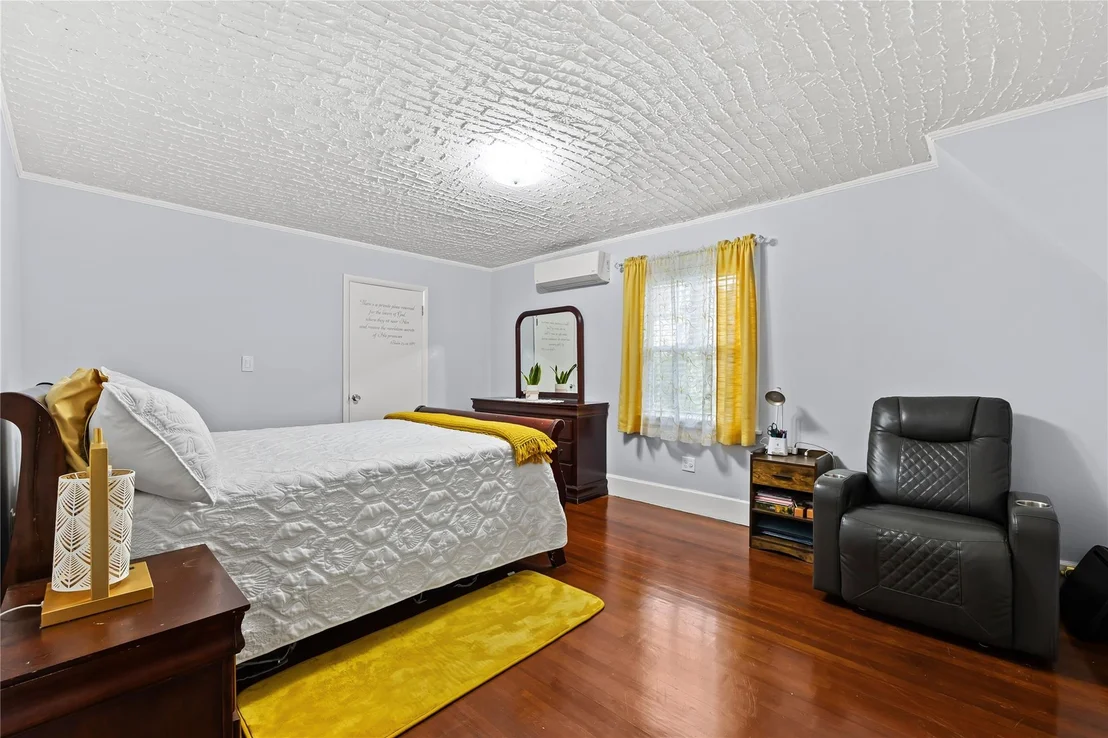 Photo of 52 Esplanade