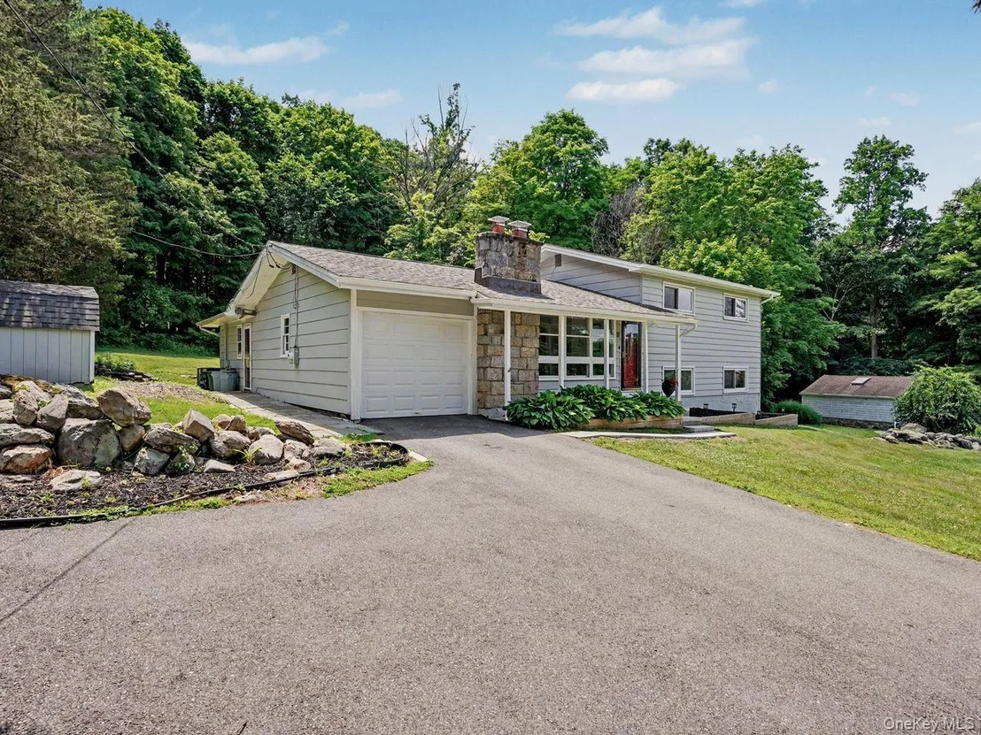 Photo of 11 Leona Drive