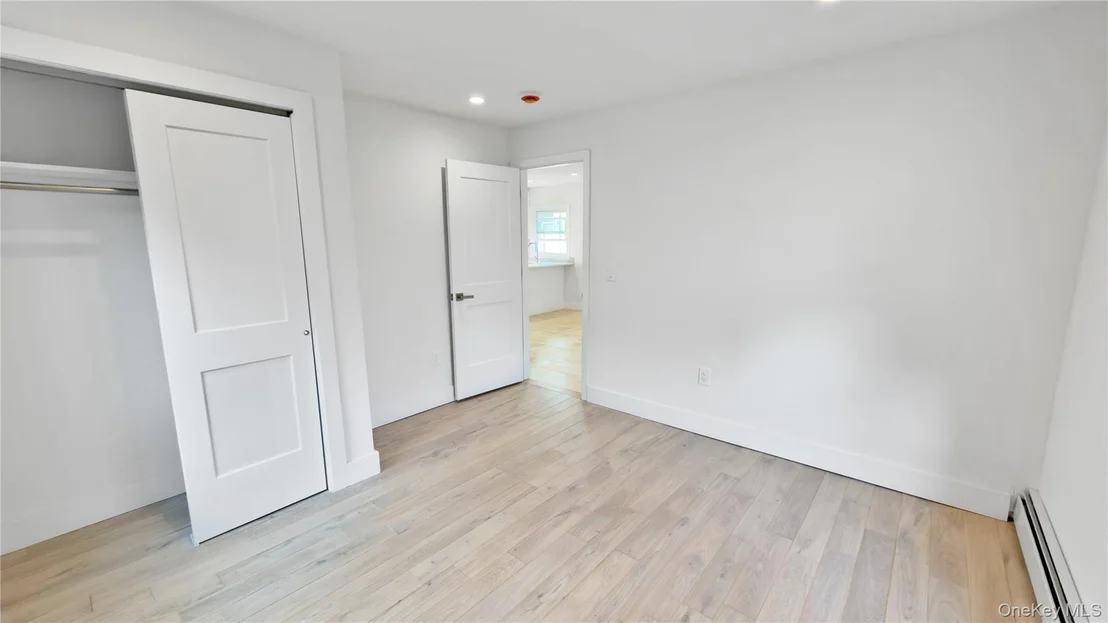 Photo of 224 Windsor Parkway