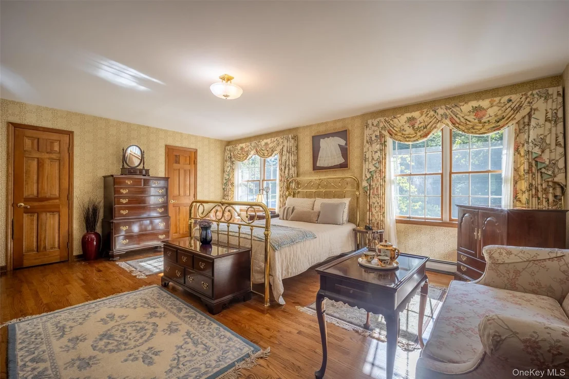 Photo of 102 Stream Lane