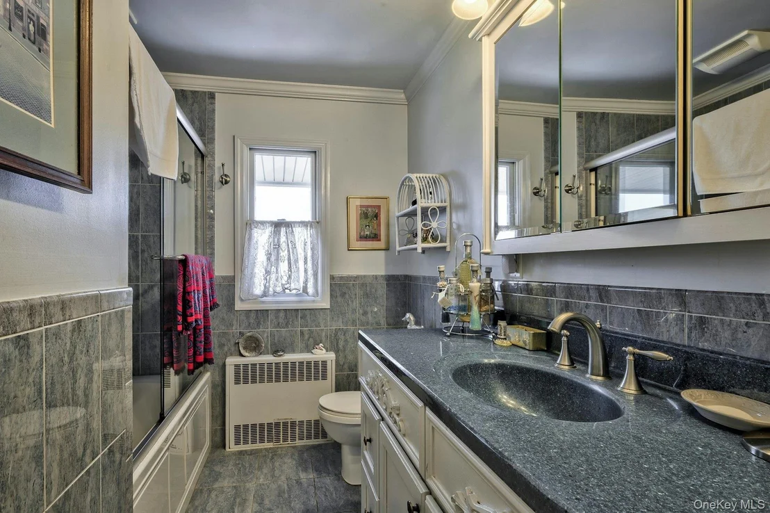 Photo of 3895 Green Place