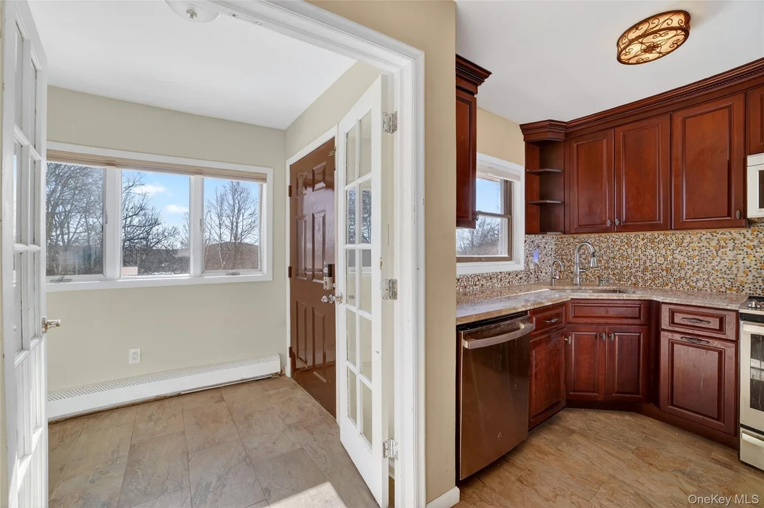 Photo of 20 Beecher Lane