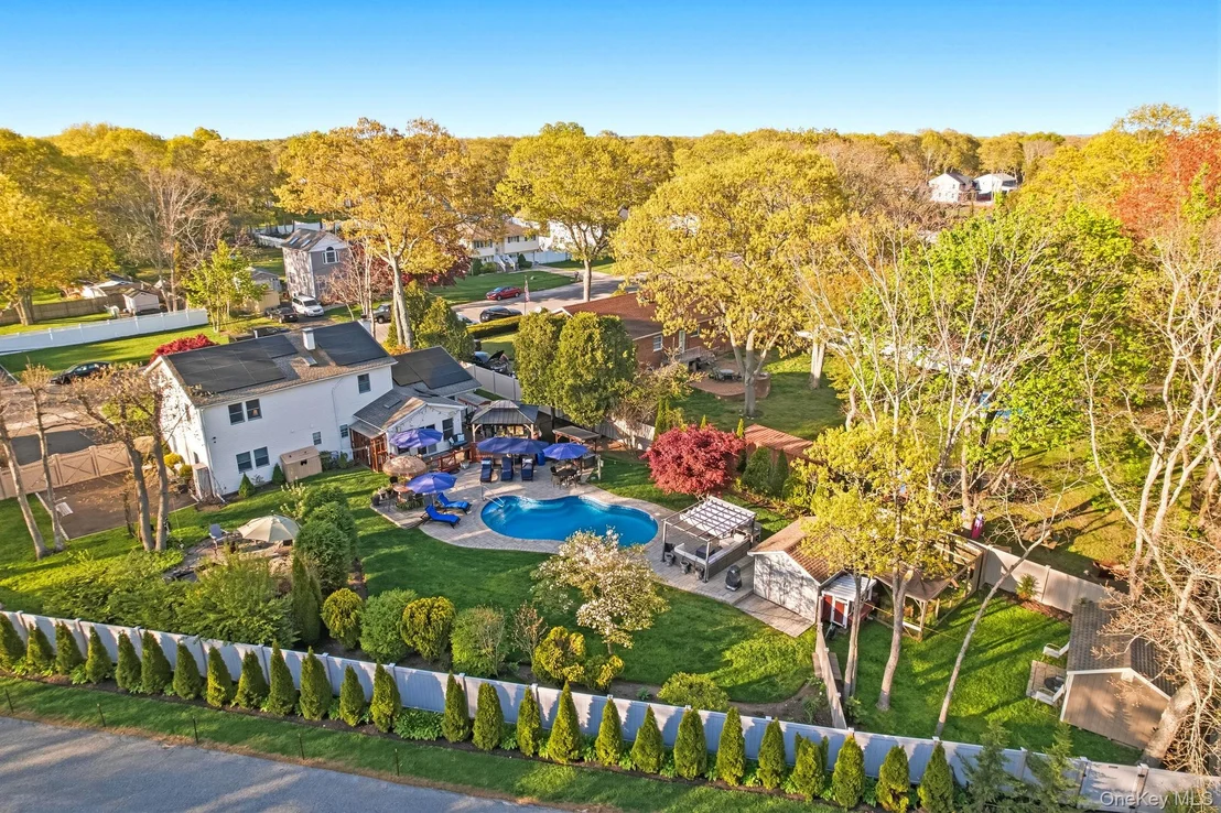 Photo of 2 Pentmoor Drive