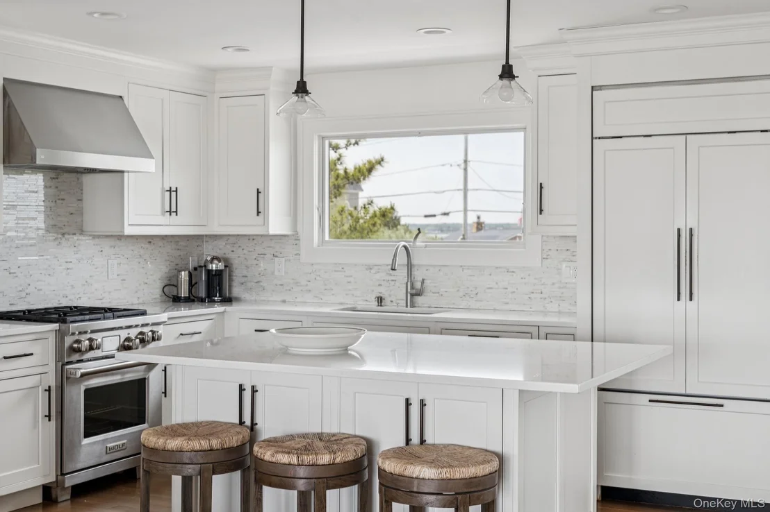 Photo of 355 Dune Rd
