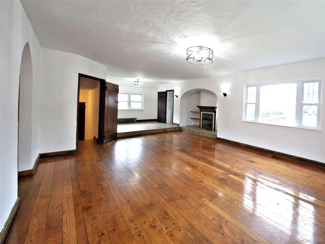 Photo of 153 Highview Street