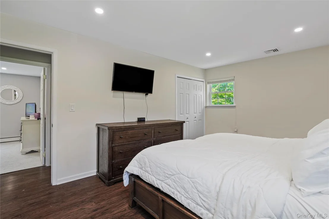 Photo of 11 Kenneth Drive