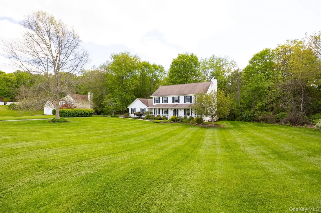 Photo of 76 Rockledge Drive
