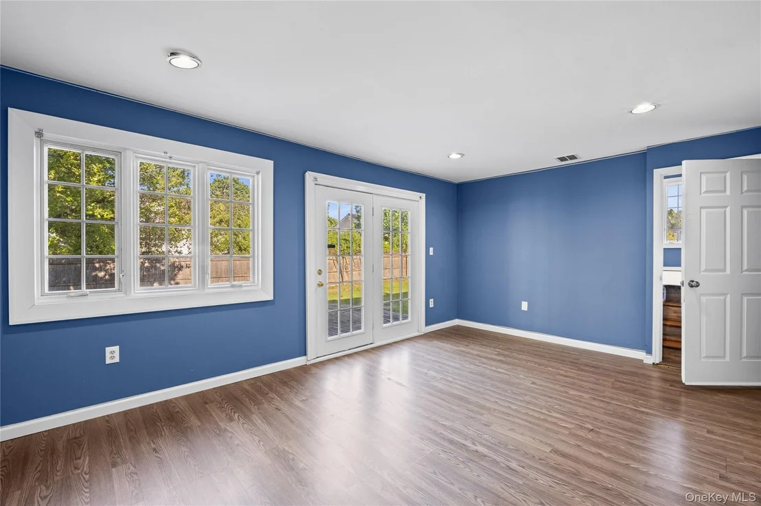 Photo of 147 Branch Avenue
