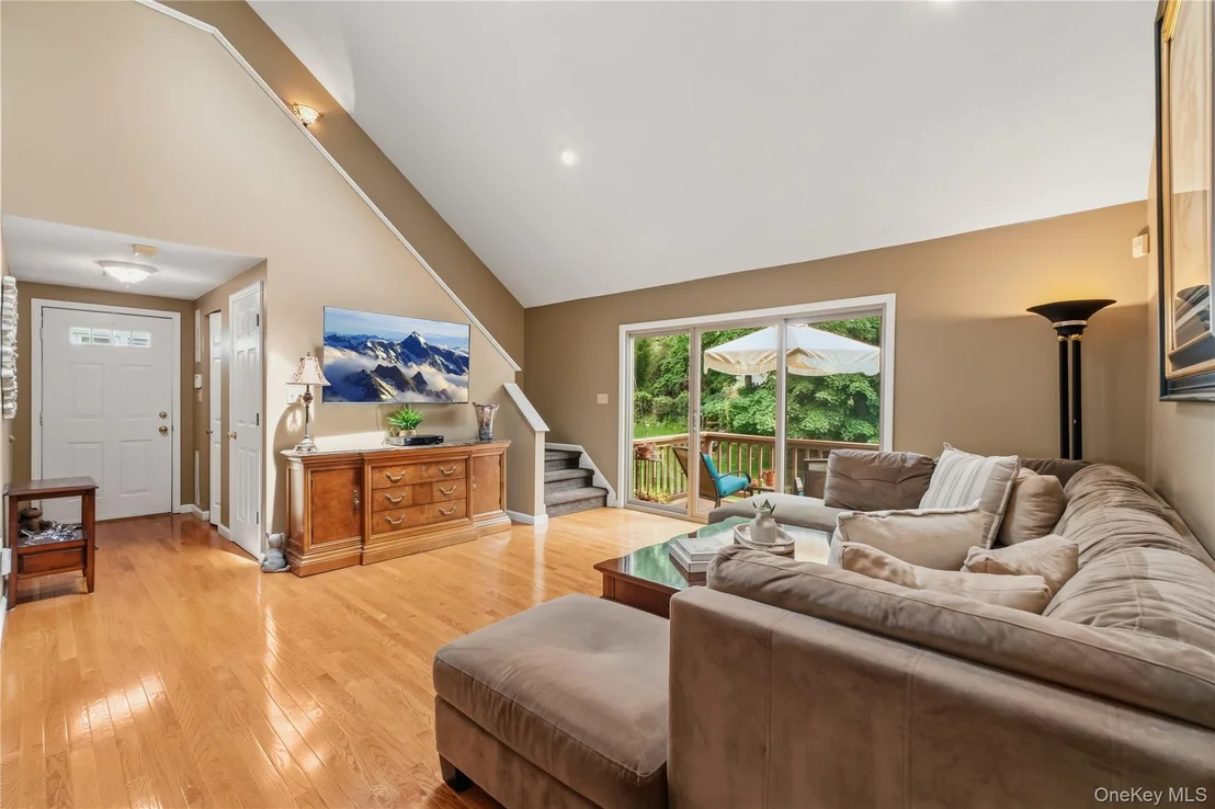 Photo of 4001 Hickory Court