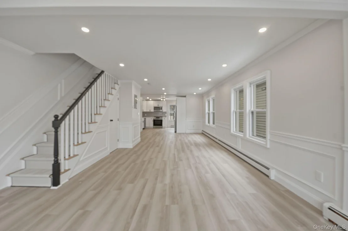 Photo of 424 Thieriot Avenue