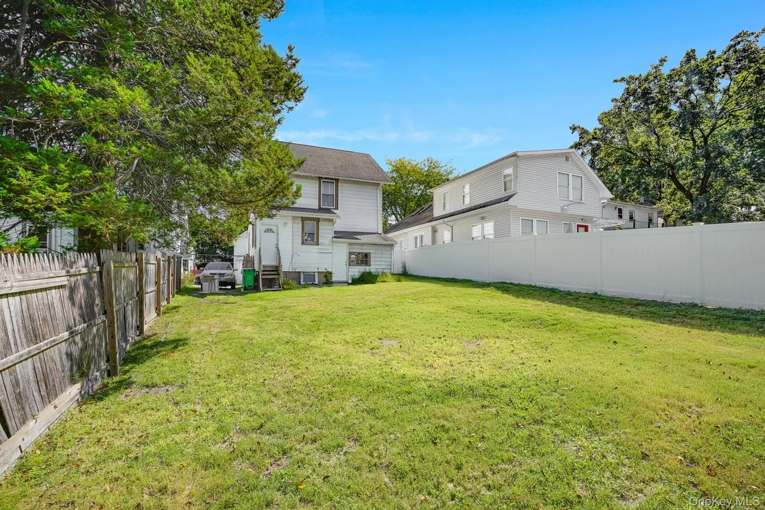 Photo of 23 Lewis Avenue
