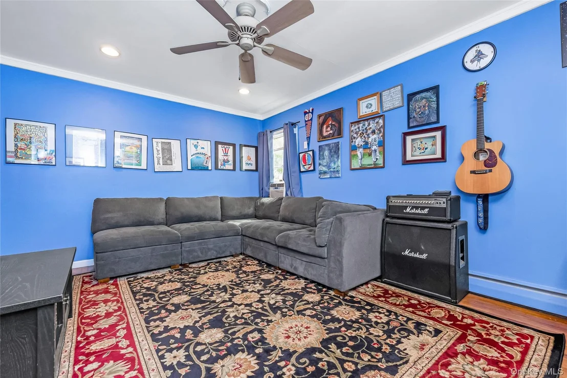 Photo of 19 Rainbow Lane
