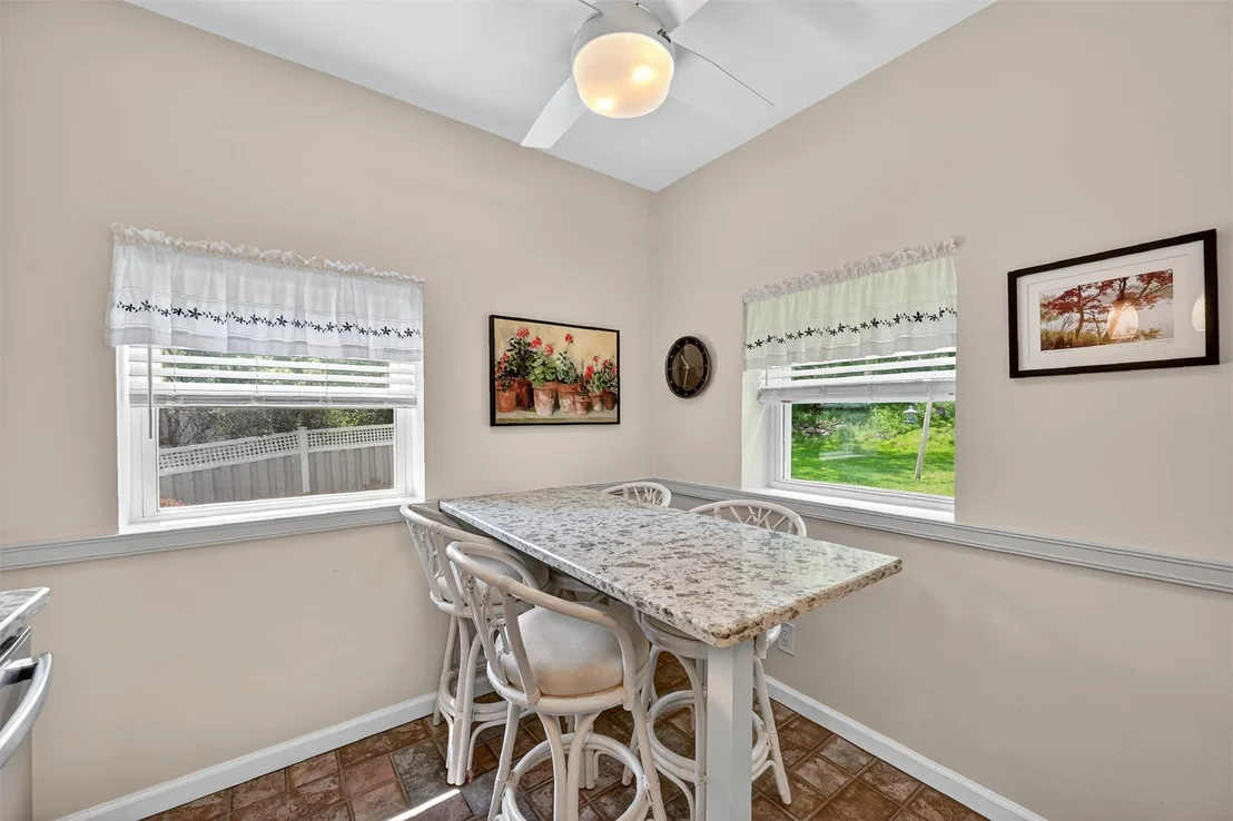 Photo of 299 Riley Road