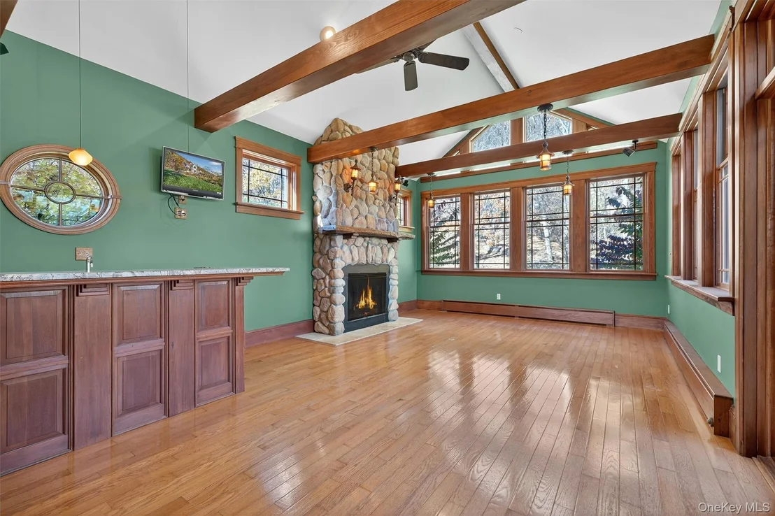 Photo of 28 Sutherland Drive
