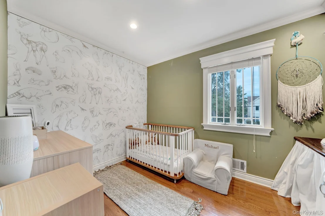 Photo of 2817 Riverside Drive