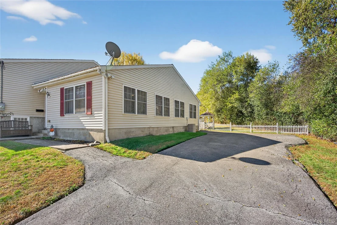 Photo of 467 Kings Highway