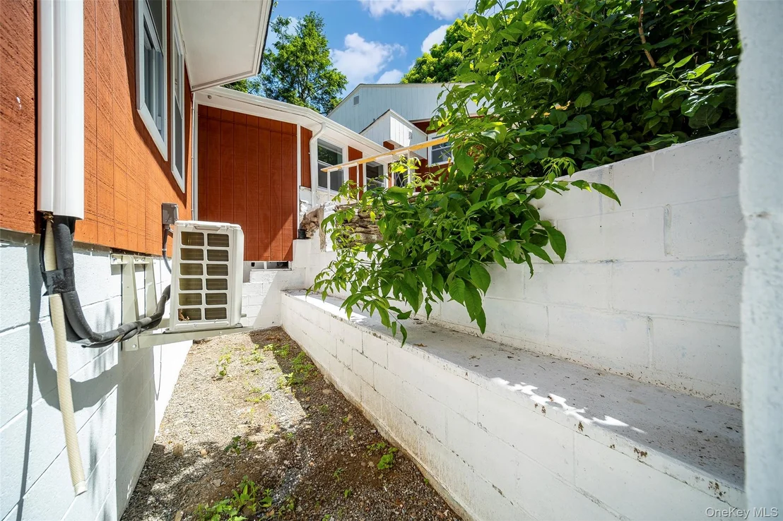 Photo of 219 Benedict Road