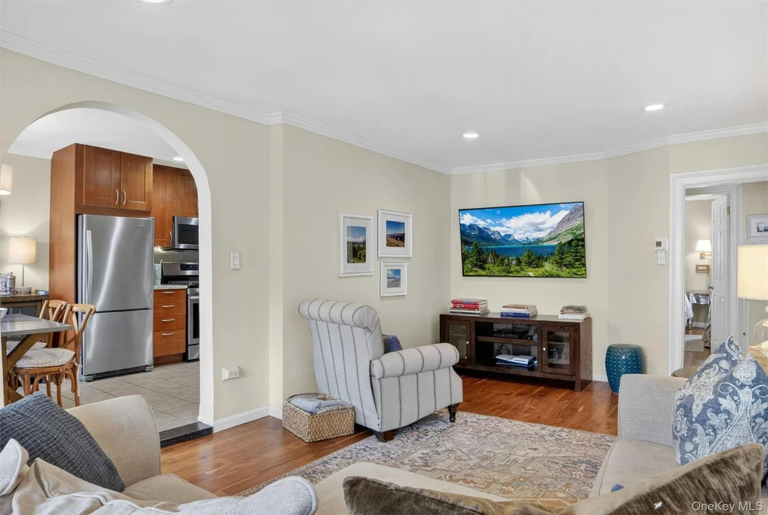 Photo of 4218 Herkimer Place