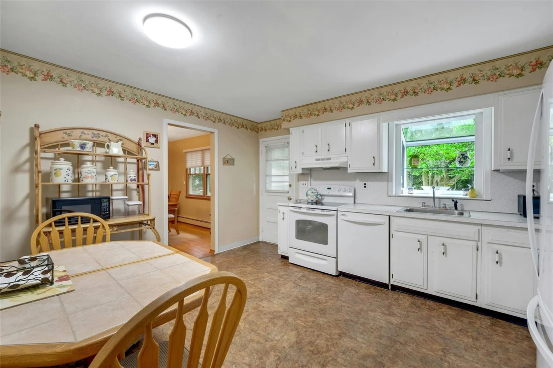 Photo of 263 Memorial Drive