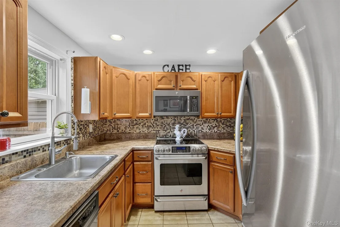 Photo of 336 Hudson Avenue