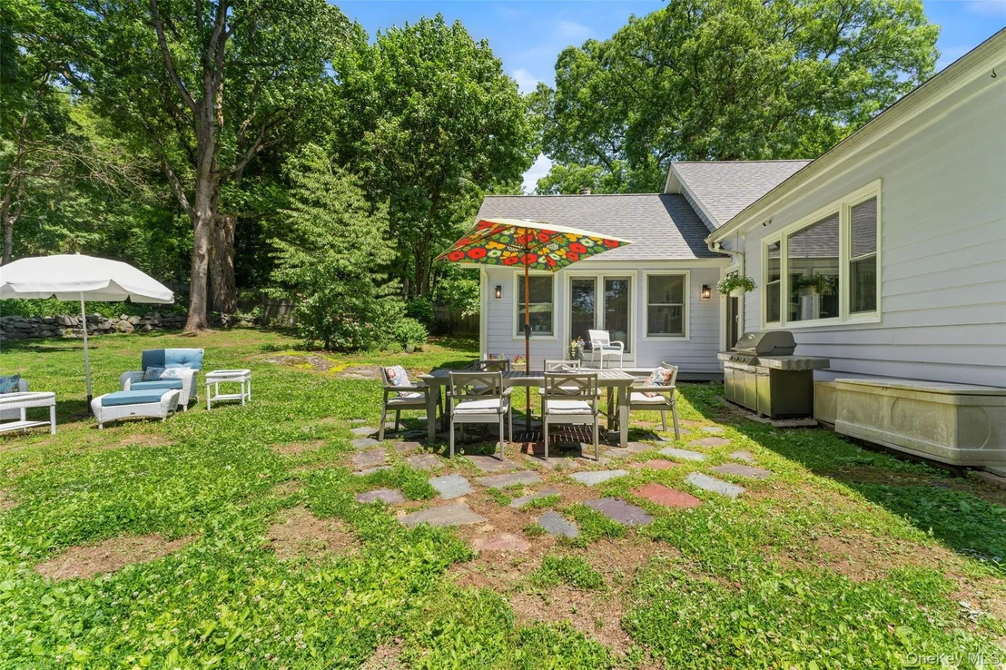 Photo of 57 Riverview Road