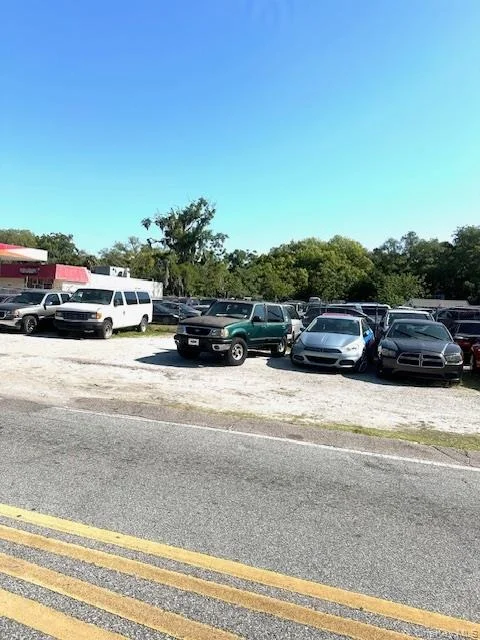 Photo of 7125 Edgewater Drive