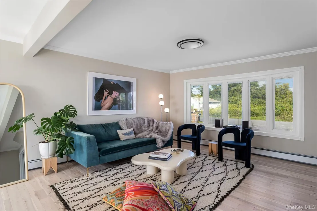 Photo of 90 Grandview Drive