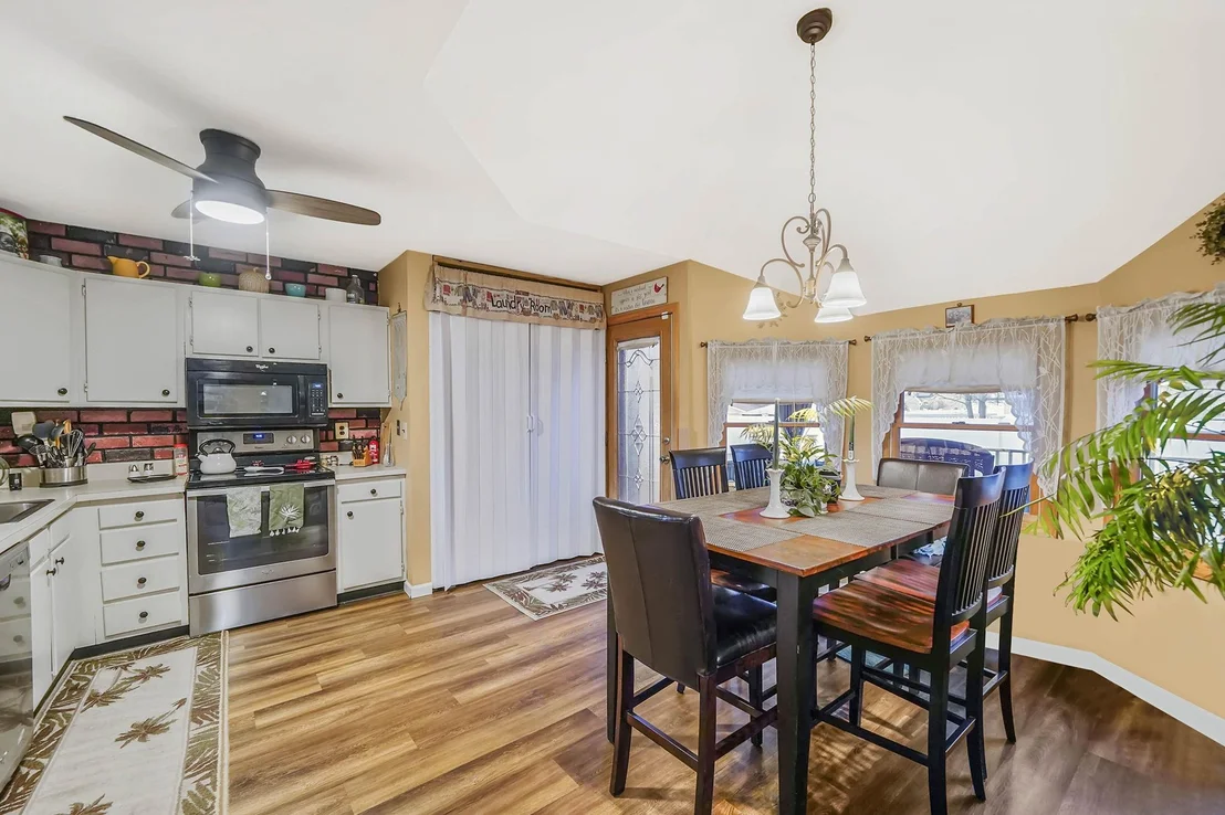 Photo of 48 Henry Avenue