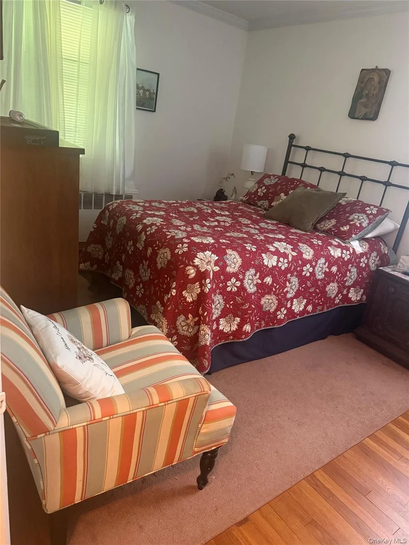 Photo of Unit D at 27 Avon Circle