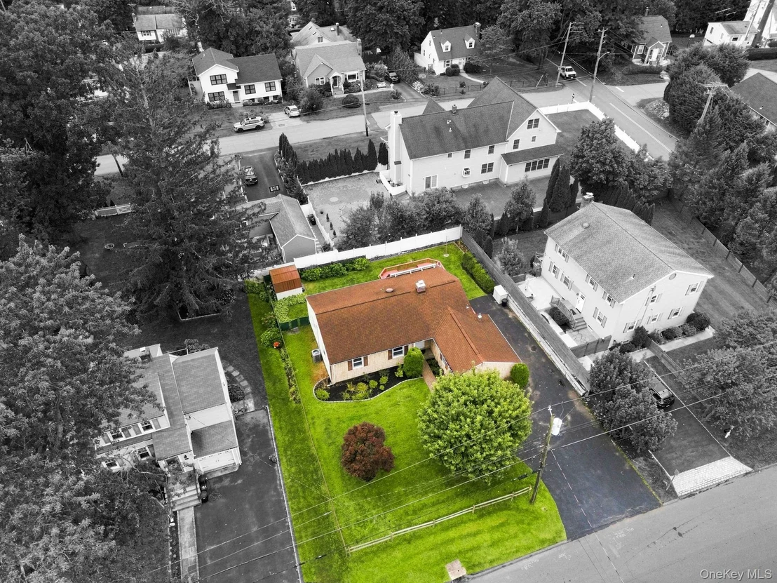 Photo of 263 Willis Avenue
