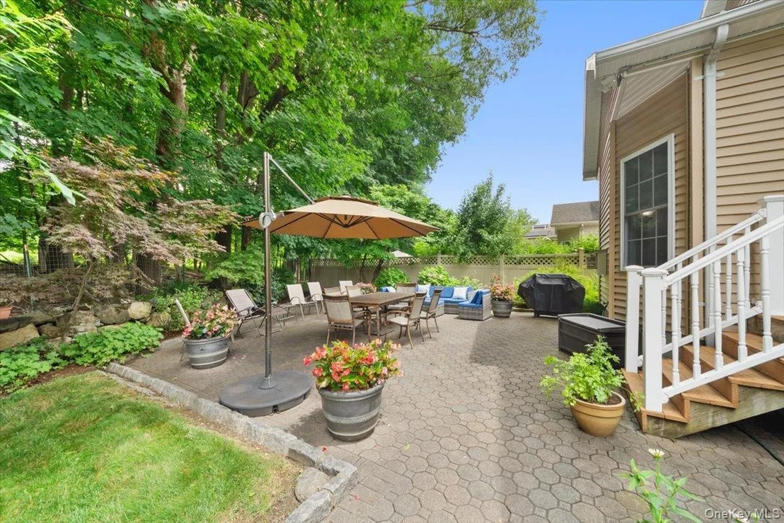 Photo of 1510 Maple Avenue